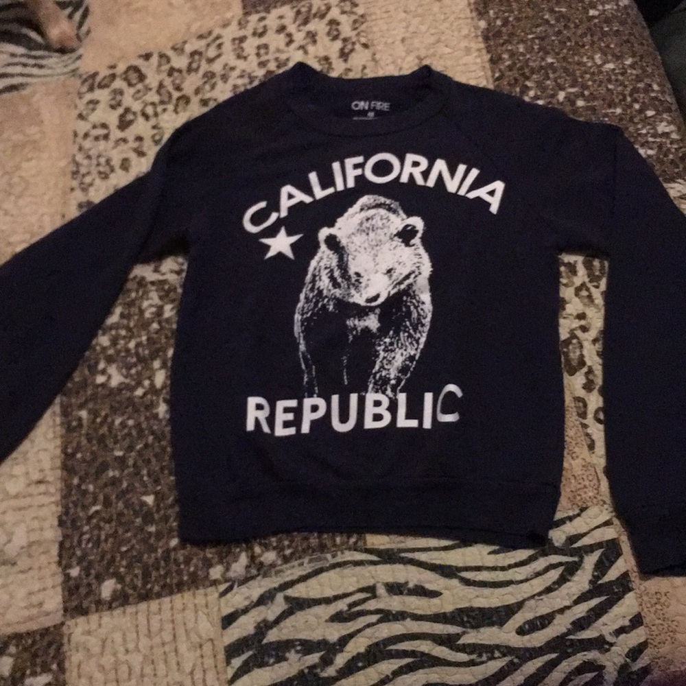 California republic sweater